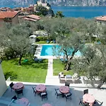 Augusta 3* Malcesine