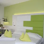 Augusta 3*