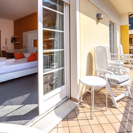 Augusta 3* Μαλτσεζίνε