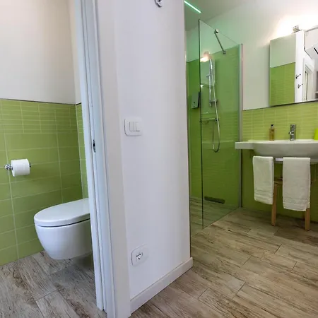 ホテル Augusta マルチェージネ