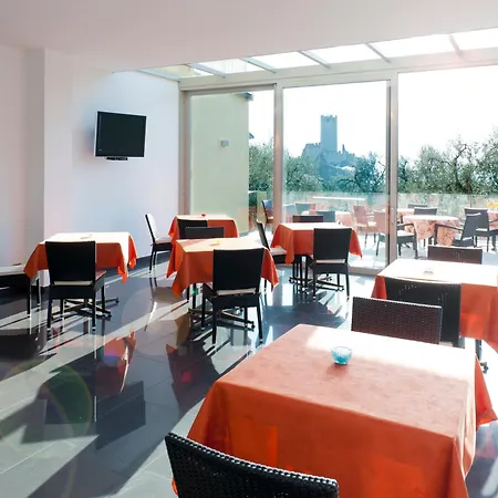 Ξενοδοχείο Augusta