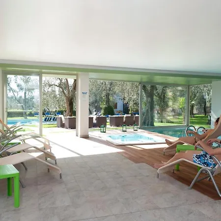 Augusta Ξενοδοχείο Μαλτσεζίνε