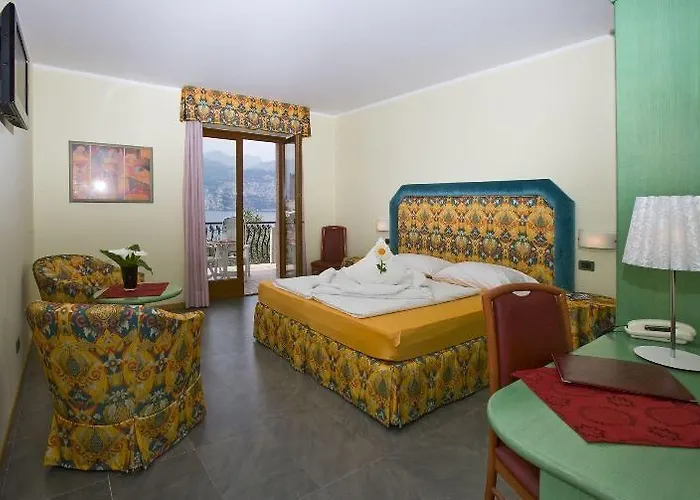 Augusta 3* Malcesine